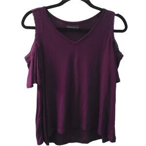 Mudd  Womens Sz XXS Purple Cold Shoulder Flutter Sleeve Top